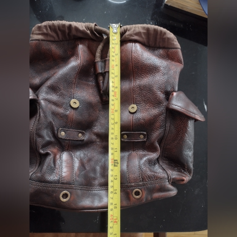 Stylish 100% Leather Zara Backpack - Picture 12 of 14